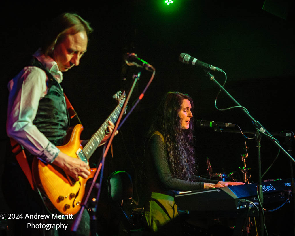 Image of Stuart and Carollyn playing at the Camden Club.